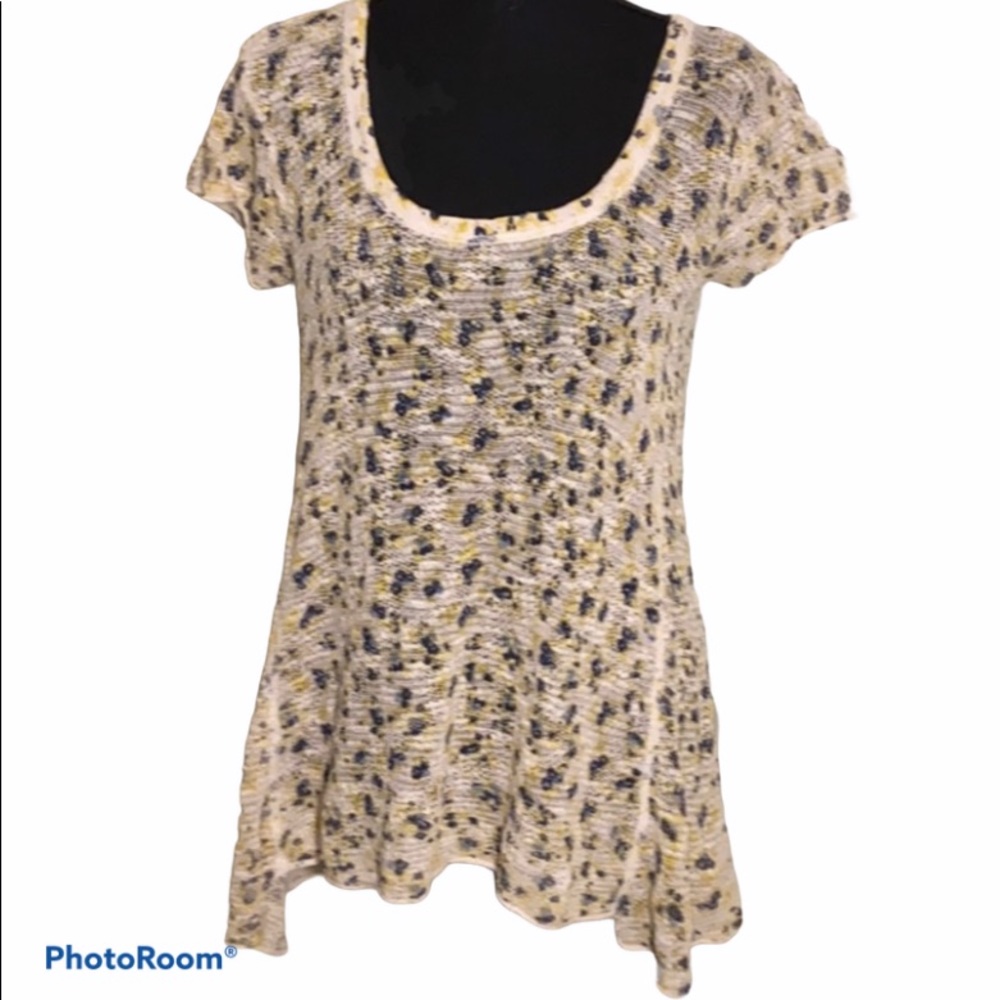Free people crocheted cream top with flowers